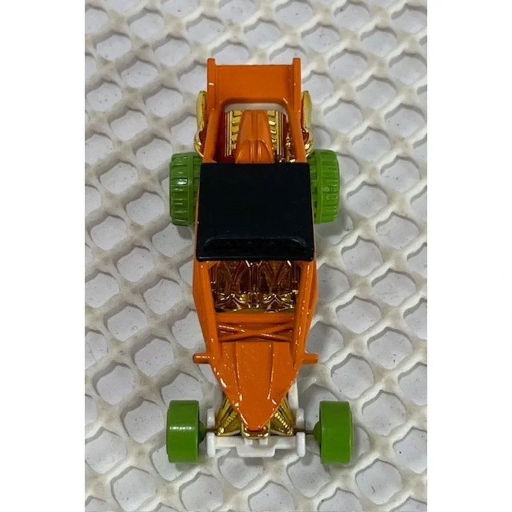 HOT‎ WHEELS DUNE IT UP #12 ORANGE  & WHITE 1:64 CAR W GREEN WHEELS EUC